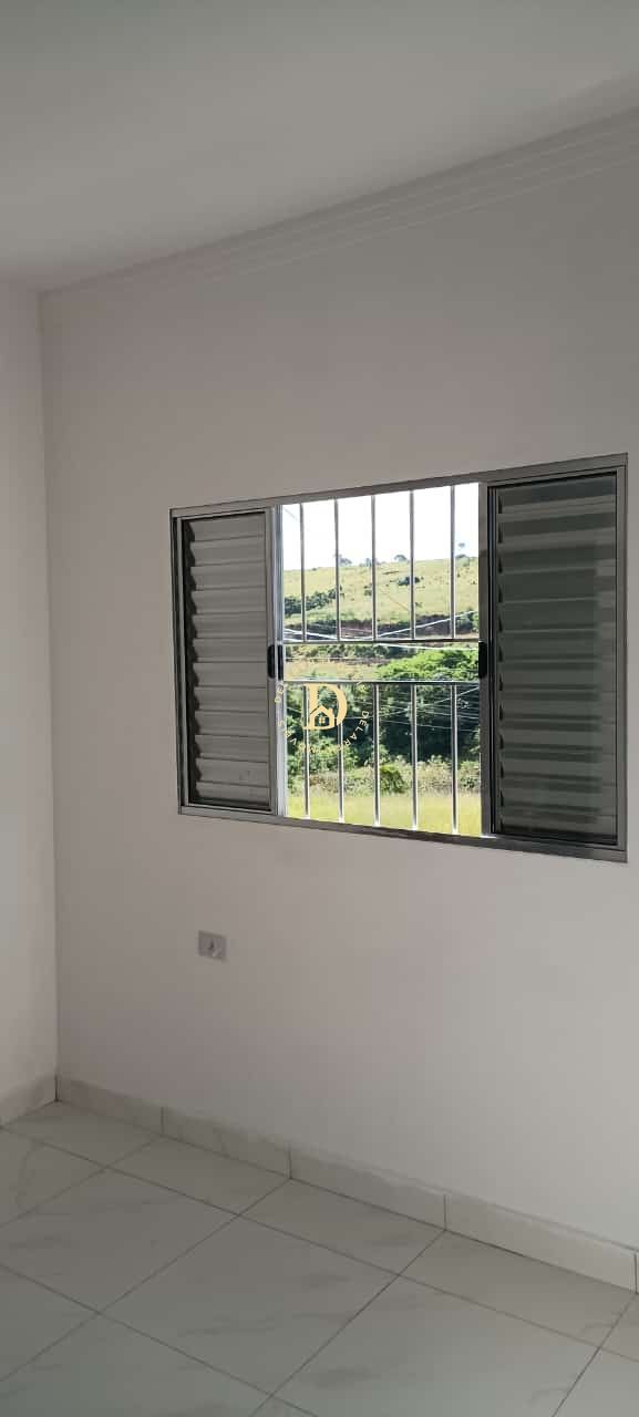 Casa à venda com 2 quartos, 60m² - Foto 12