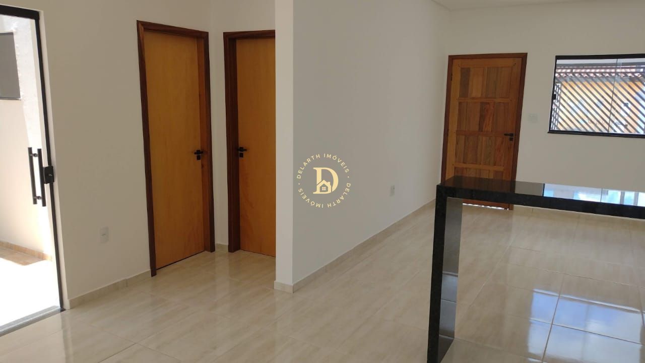 Casa à venda com 3 quartos, 88m² - Foto 4