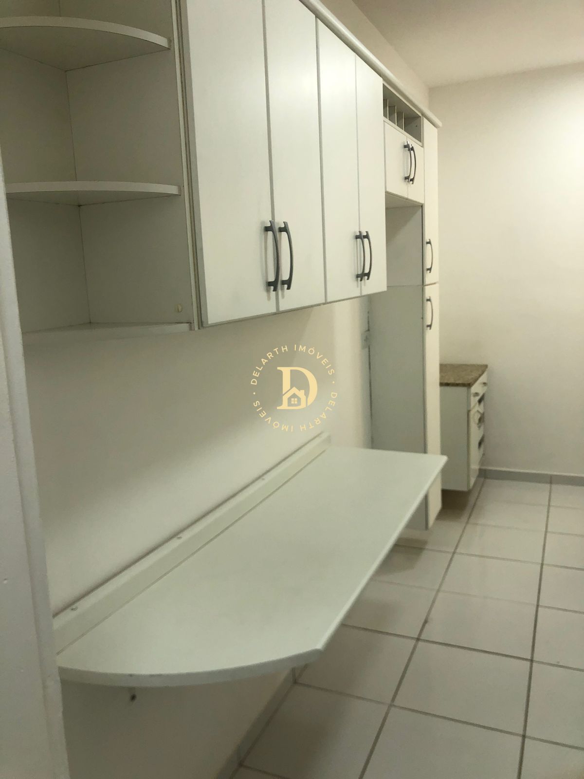 Apartamento à venda com 3 quartos, 76m² - Foto 4