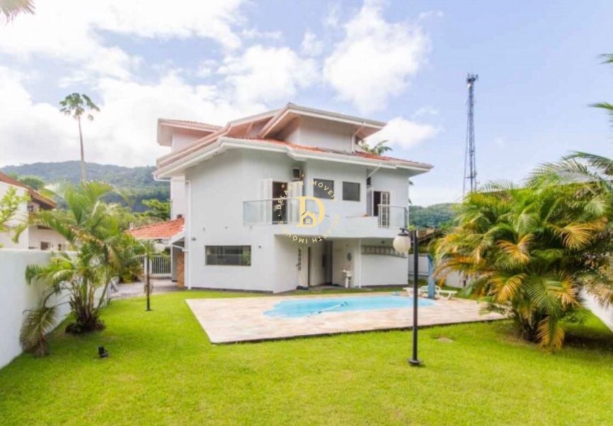 Casa de Condomínio à venda com 5 quartos, 350m² - Foto 1