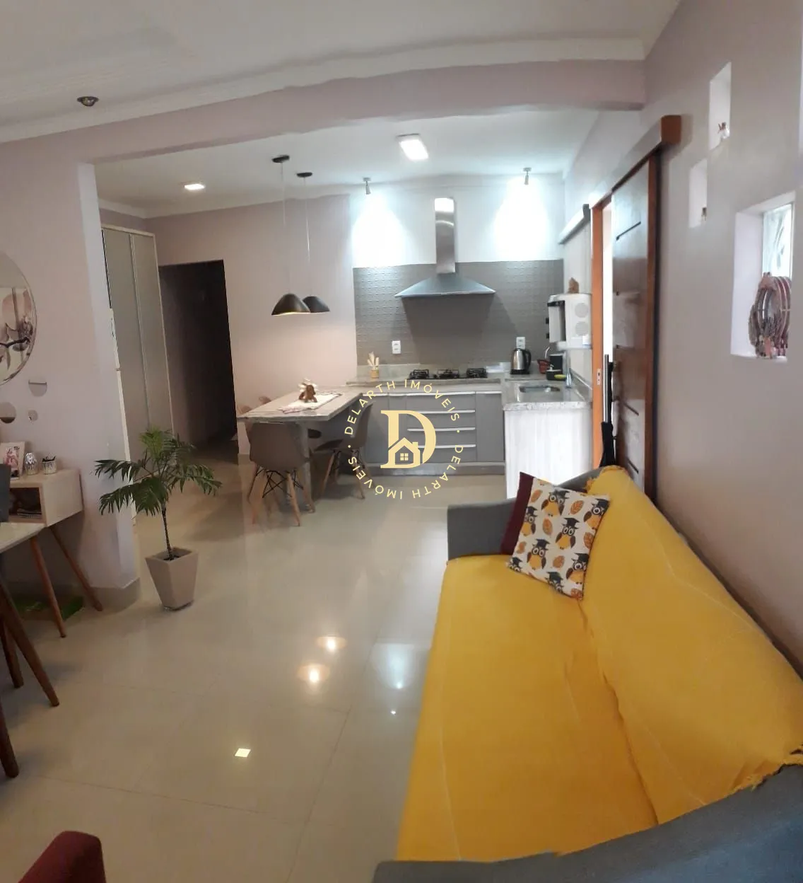 Casa, 2 quartos, 72 m² - Foto 1