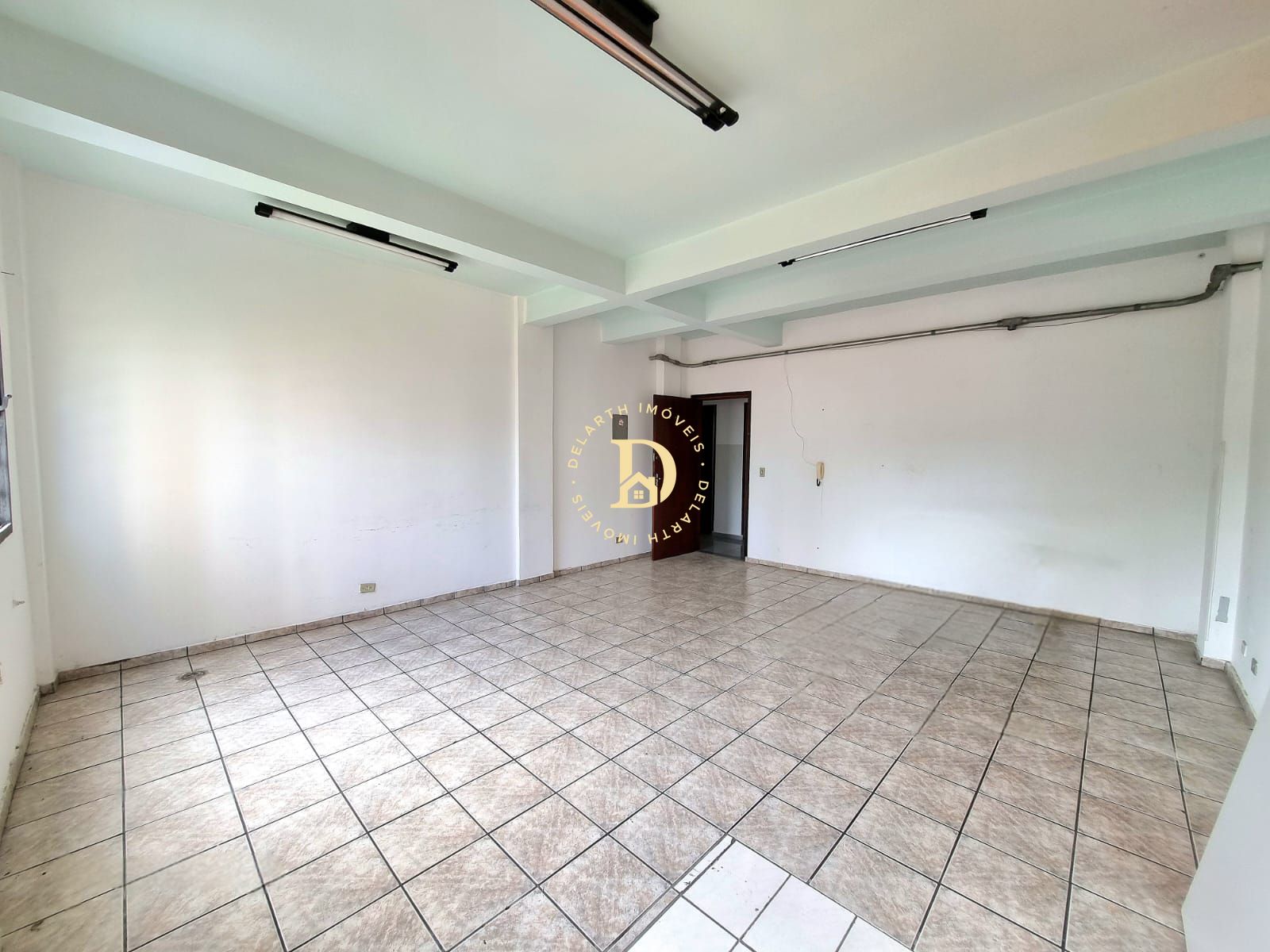 Conjunto Comercial-Sala à venda com 1 quarto, 61m² - Foto 5