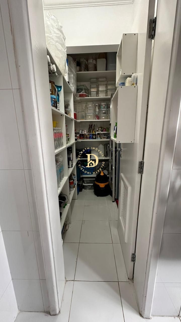 Cobertura para alugar com 5 quartos, 242m² - Foto 7