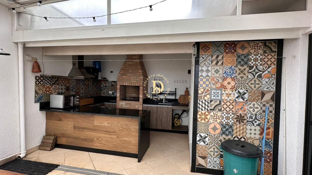 Cobertura para alugar com 5 quartos, 242m² - Foto 23