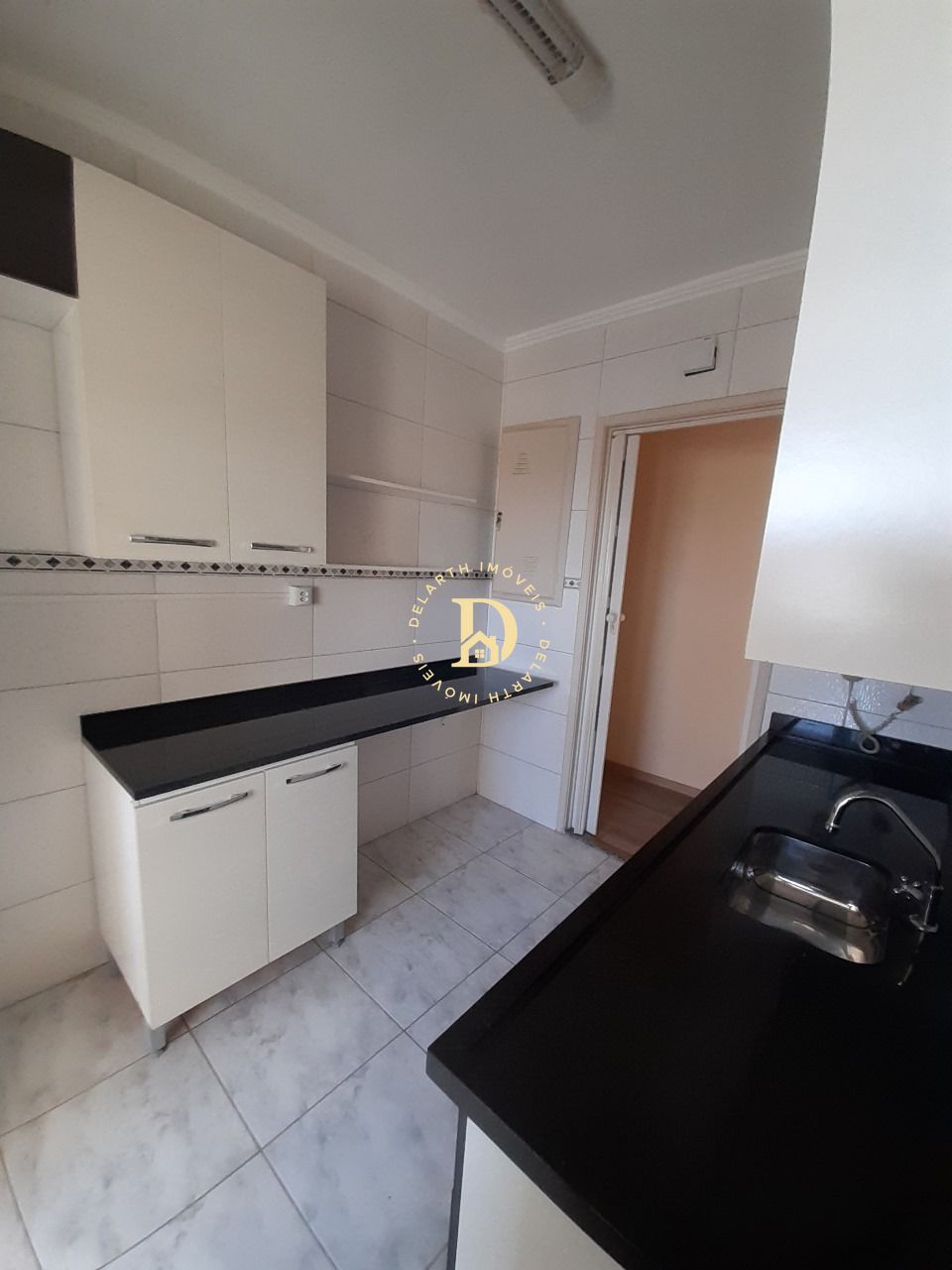 Apartamento à venda com 2 quartos, 76m² - Foto 4