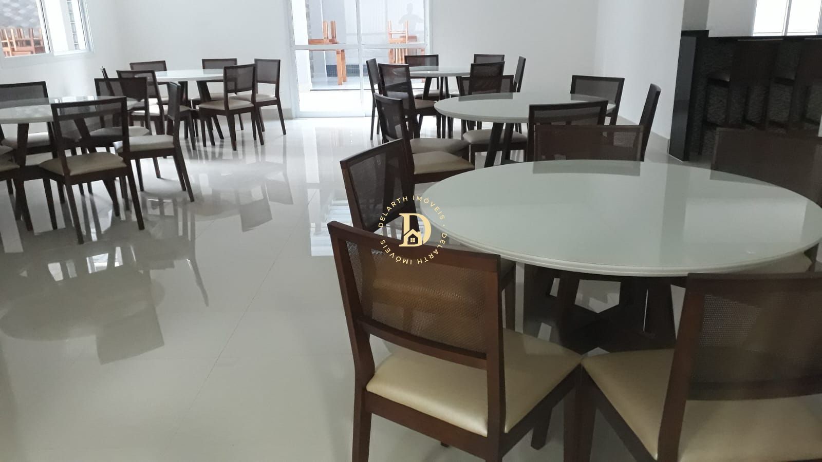 Apartamento para alugar com 2 quartos, 80m² - Foto 14