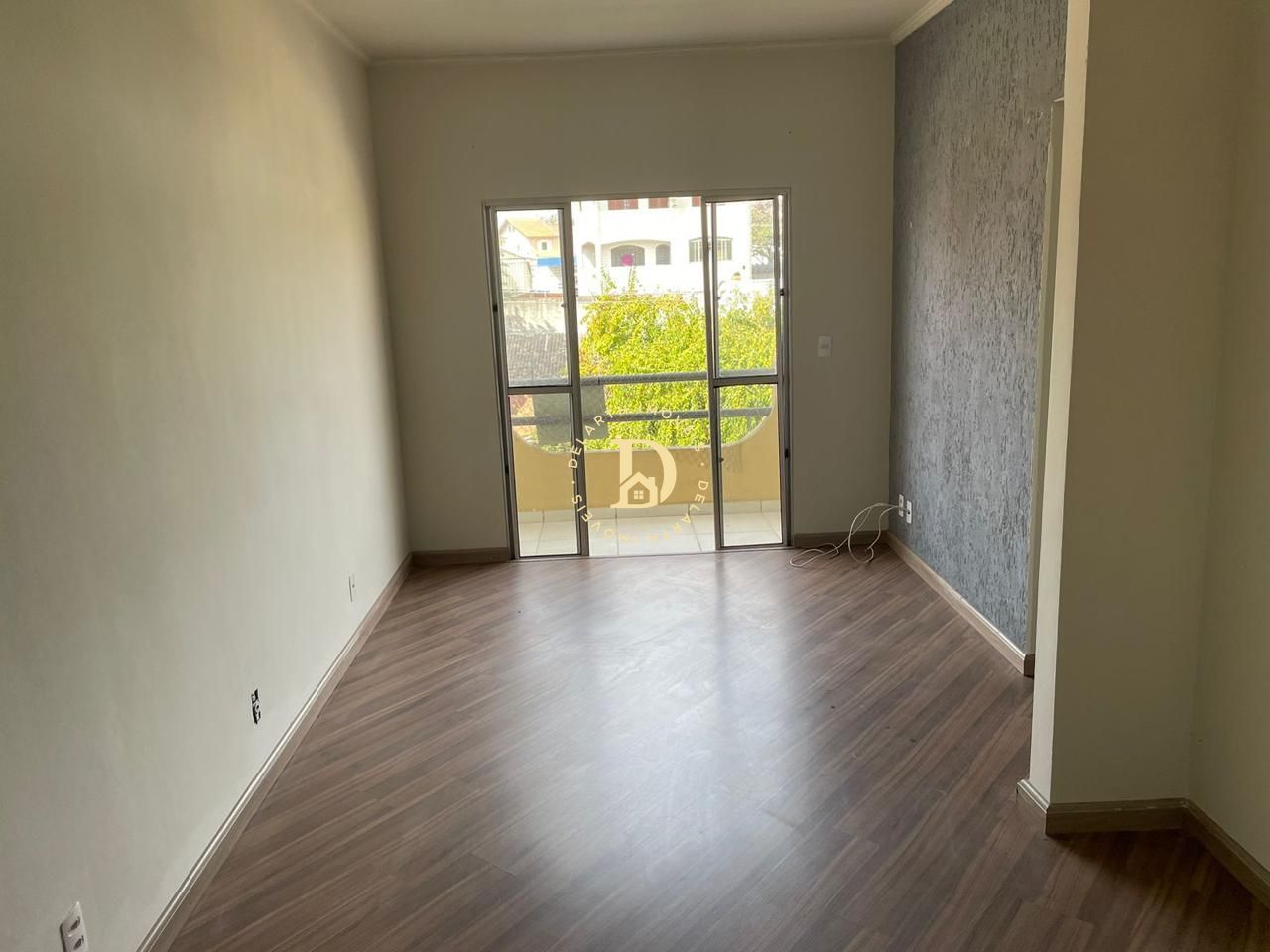 Apartamento à venda com 2 quartos, 65m² - Foto 2