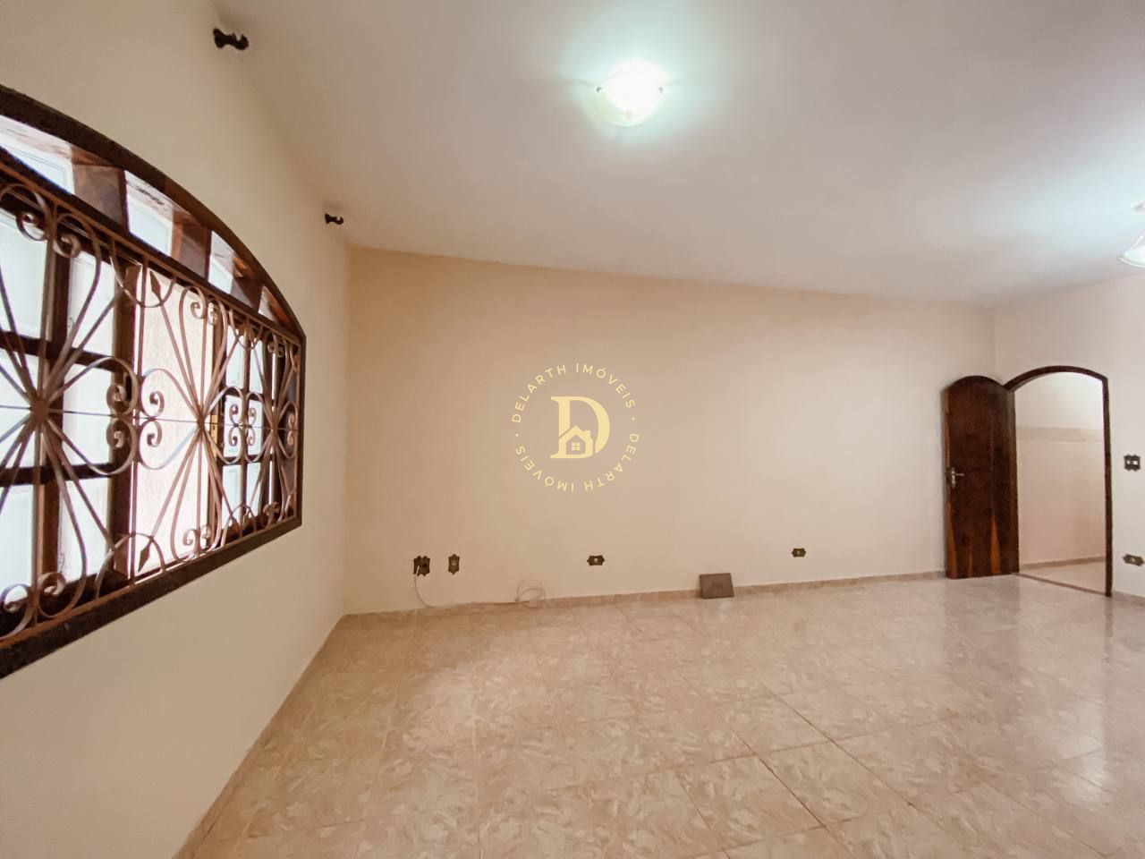 Casa, 3 quartos, 280 m² - Foto 1