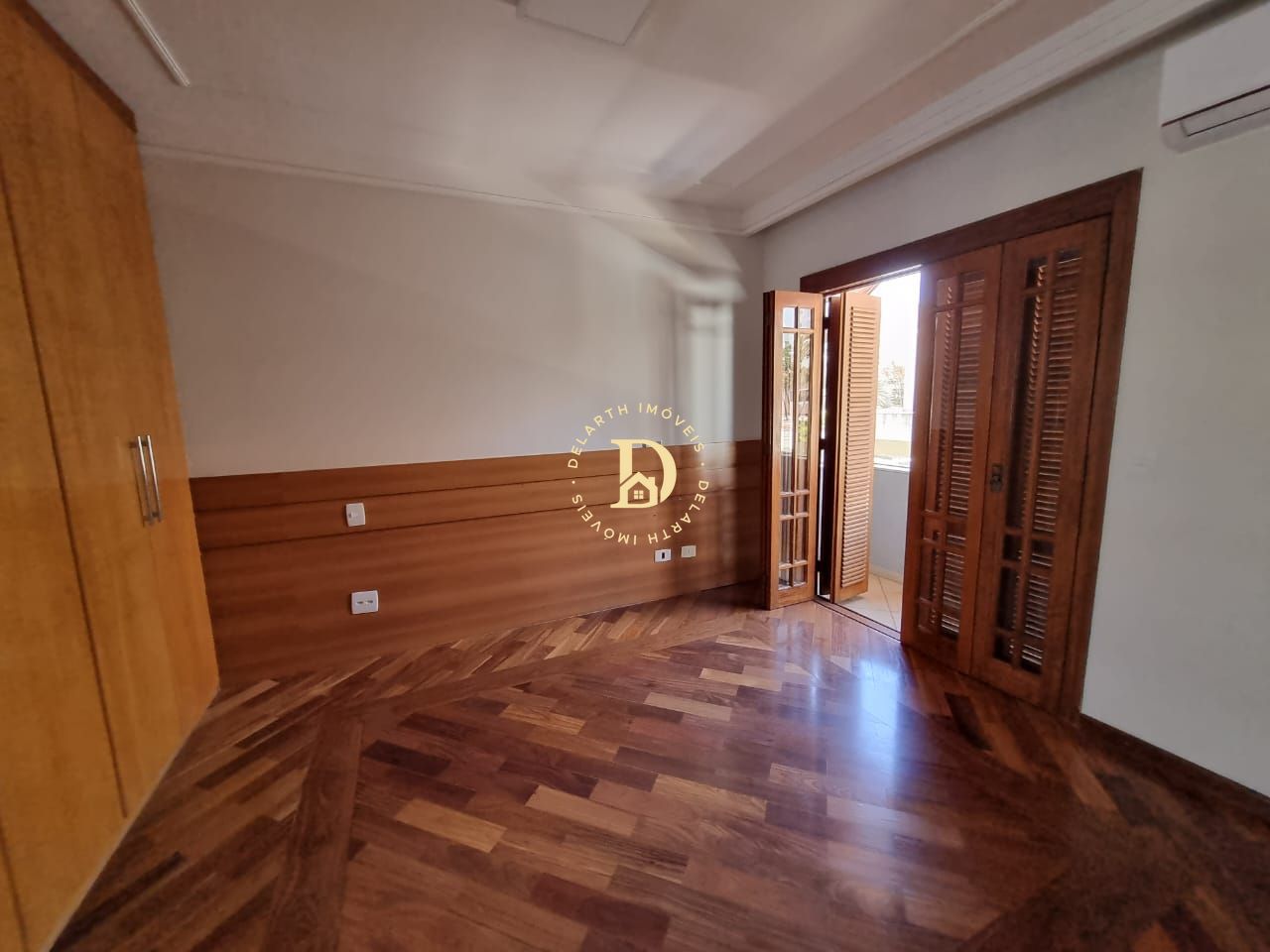 Casa de Condomínio à venda com 4 quartos, 360m² - Foto 6