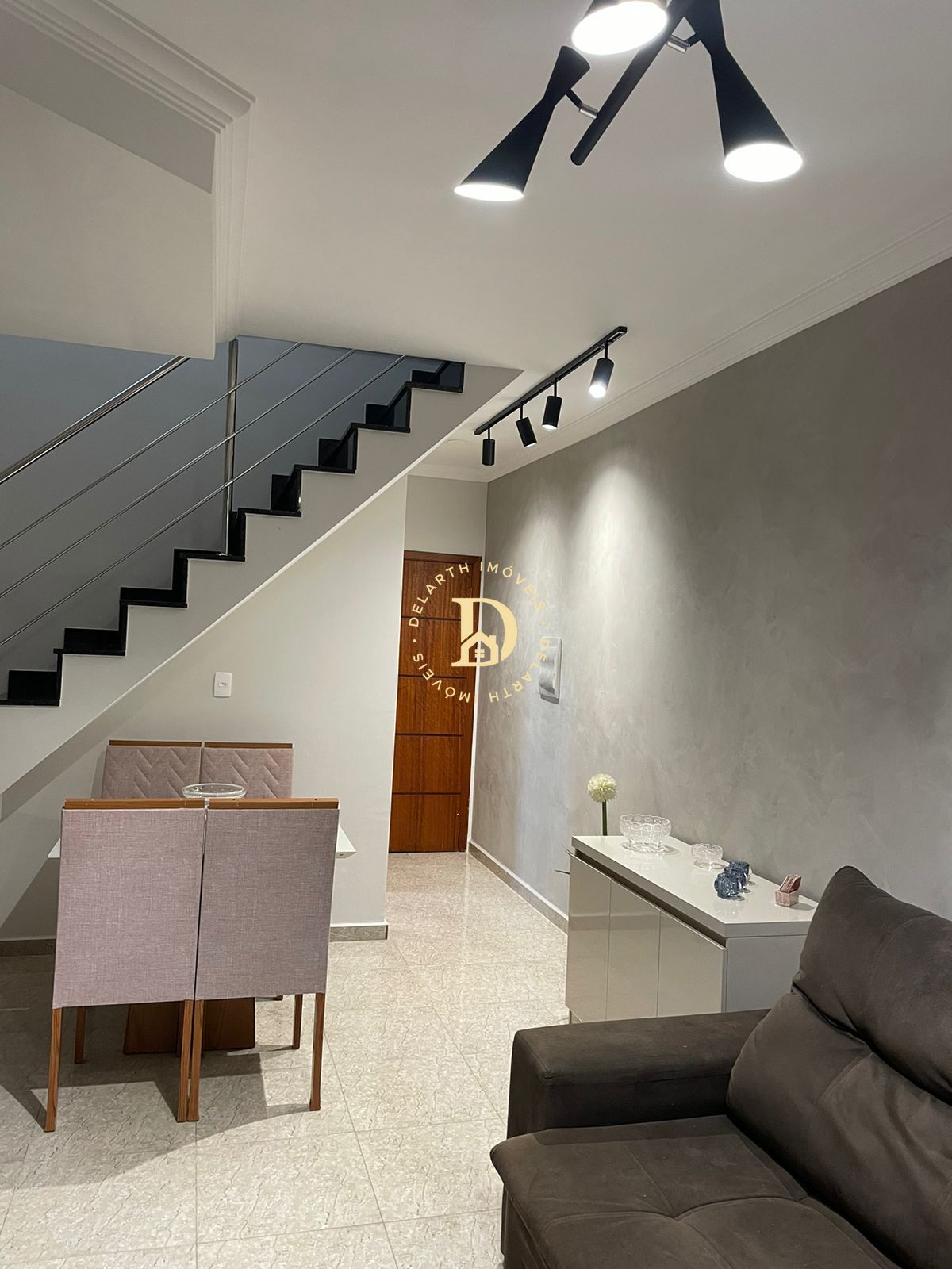 Apartamento à venda com 3 quartos, 146m² - Foto 1