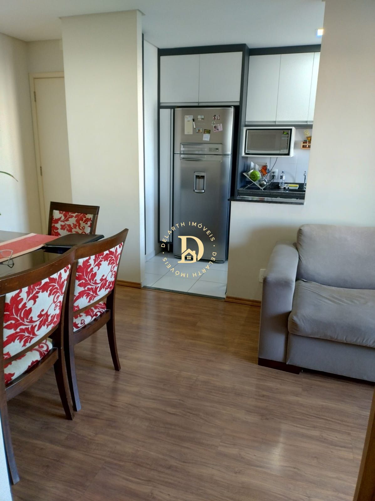 Apartamento à venda com 2 quartos, 62m² - Foto 3