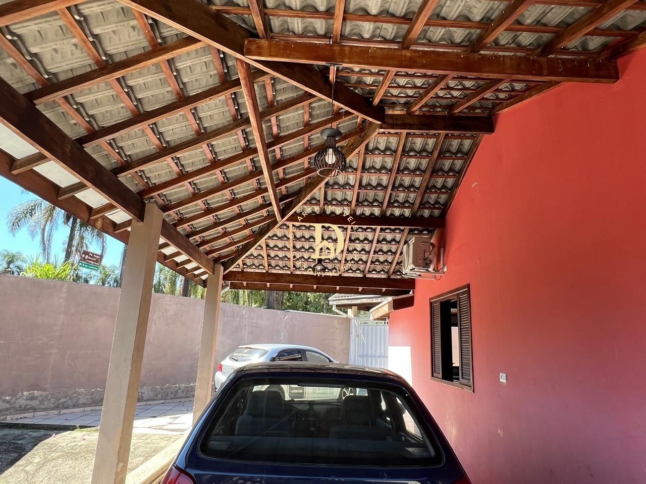 Chácara à venda e aluguel com 4 quartos, 112m² - Foto 1