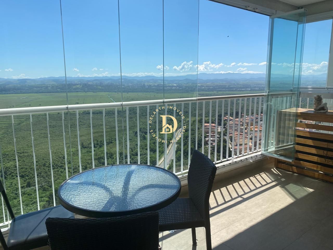 Apartamento à venda com 3 quartos, 142m² - Foto 2
