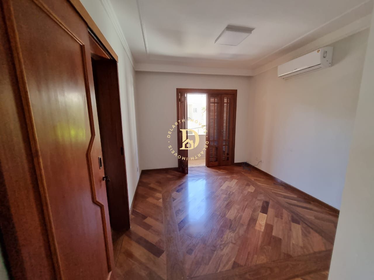 Casa de Condomínio à venda com 4 quartos, 360m² - Foto 5