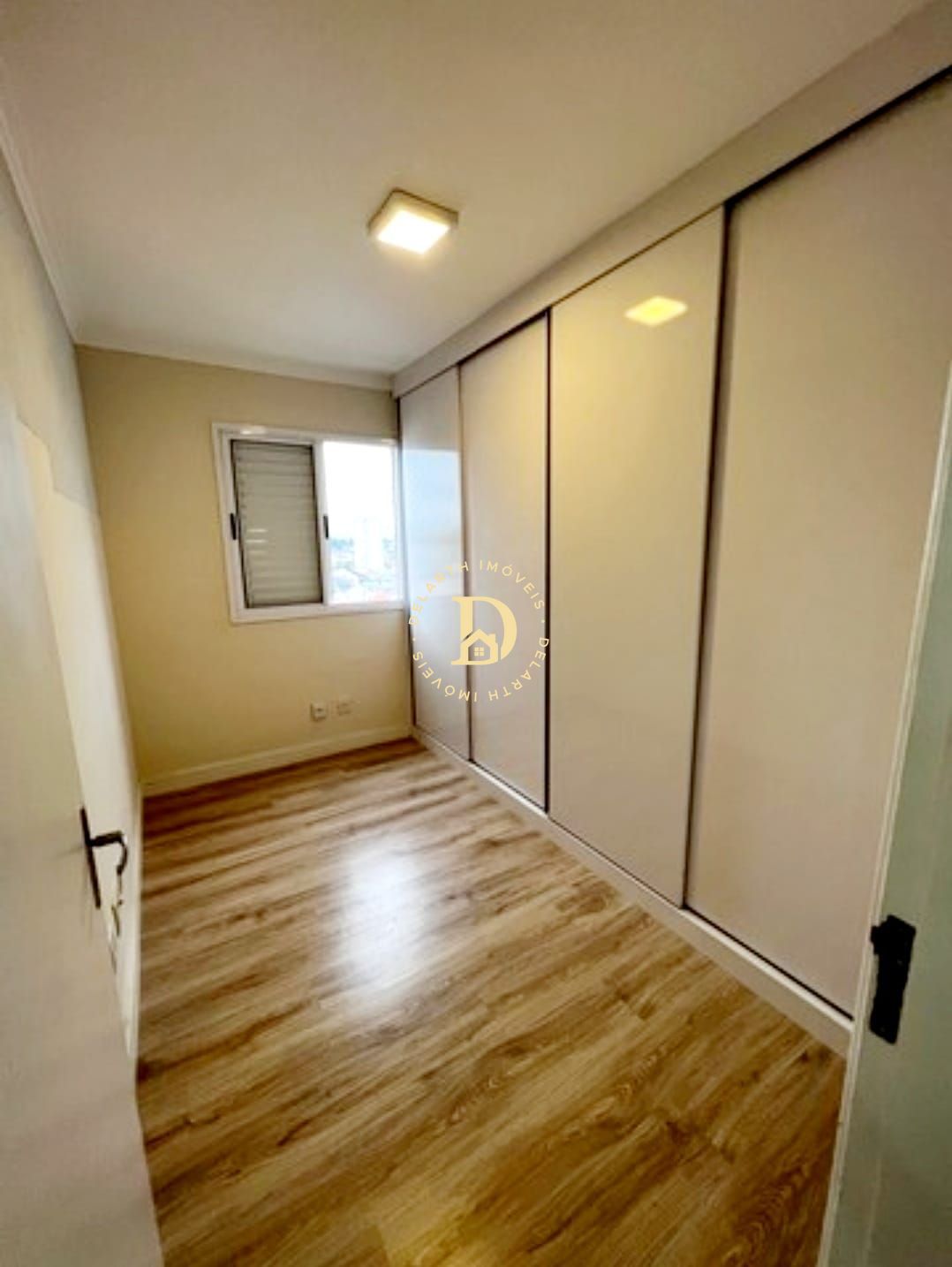 Apartamento à venda com 2 quartos, 49m² - Foto 2