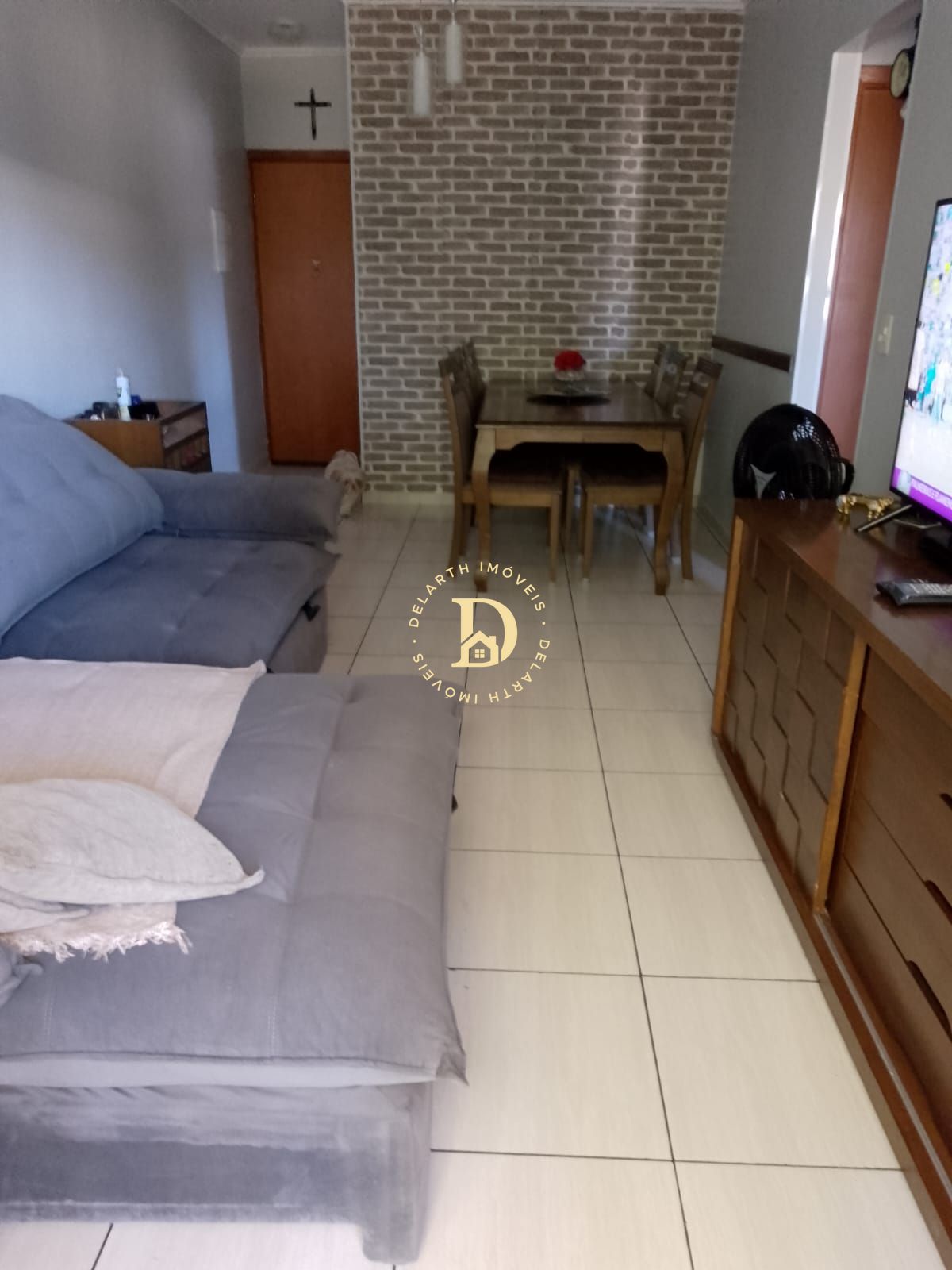 Apartamento à venda com 2 quartos, 70m² - Foto 1