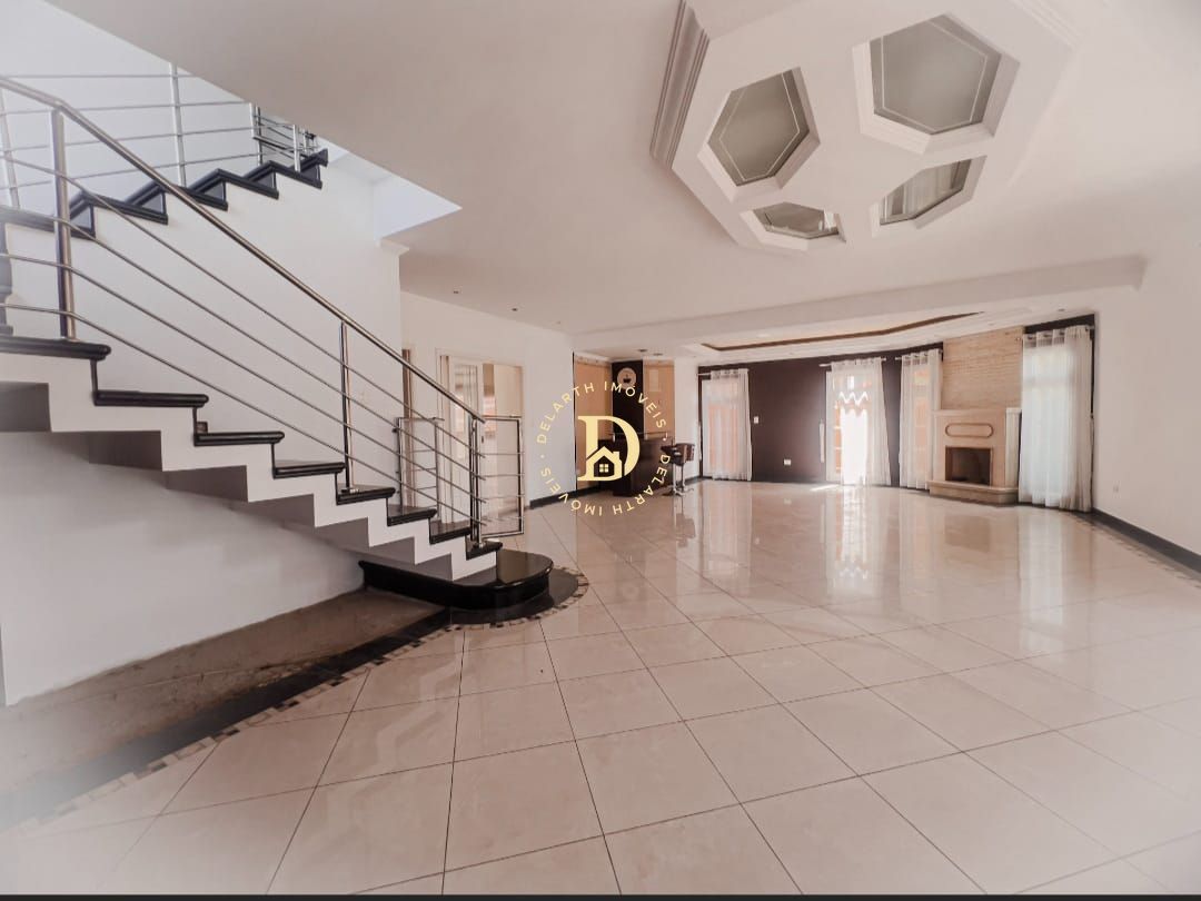 Casa à venda com 4 quartos, 636m² - Foto 3