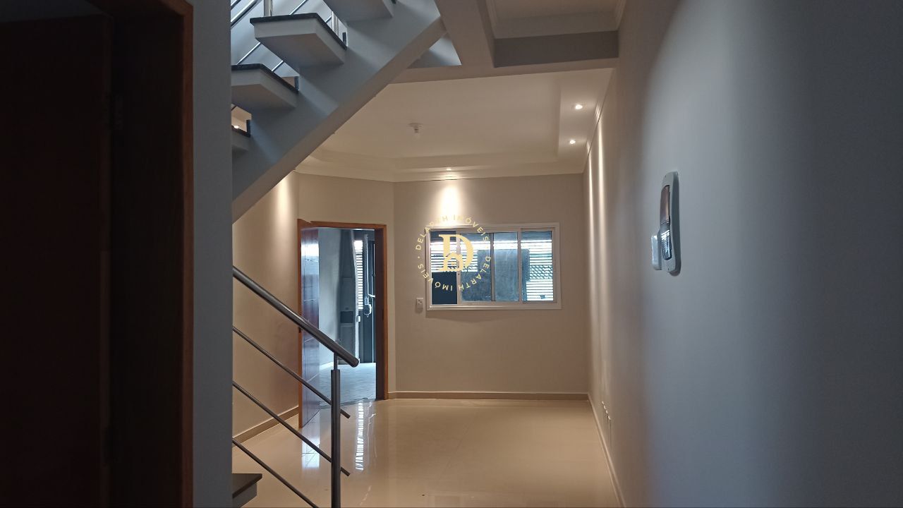 Sobrado à venda com 3 quartos, 168m² - Foto 1