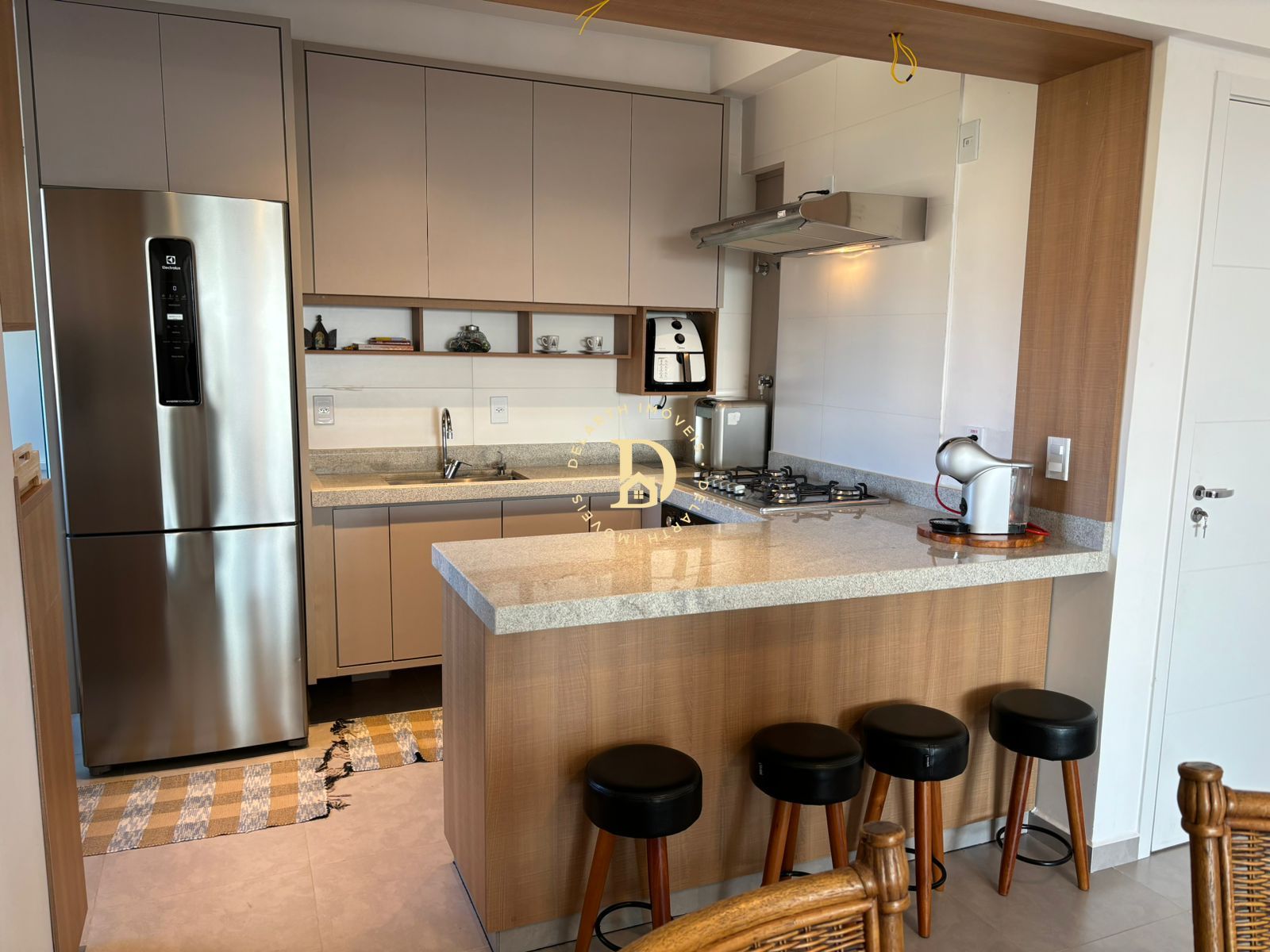 Apartamento à venda com 3 quartos, 102m² - Foto 8