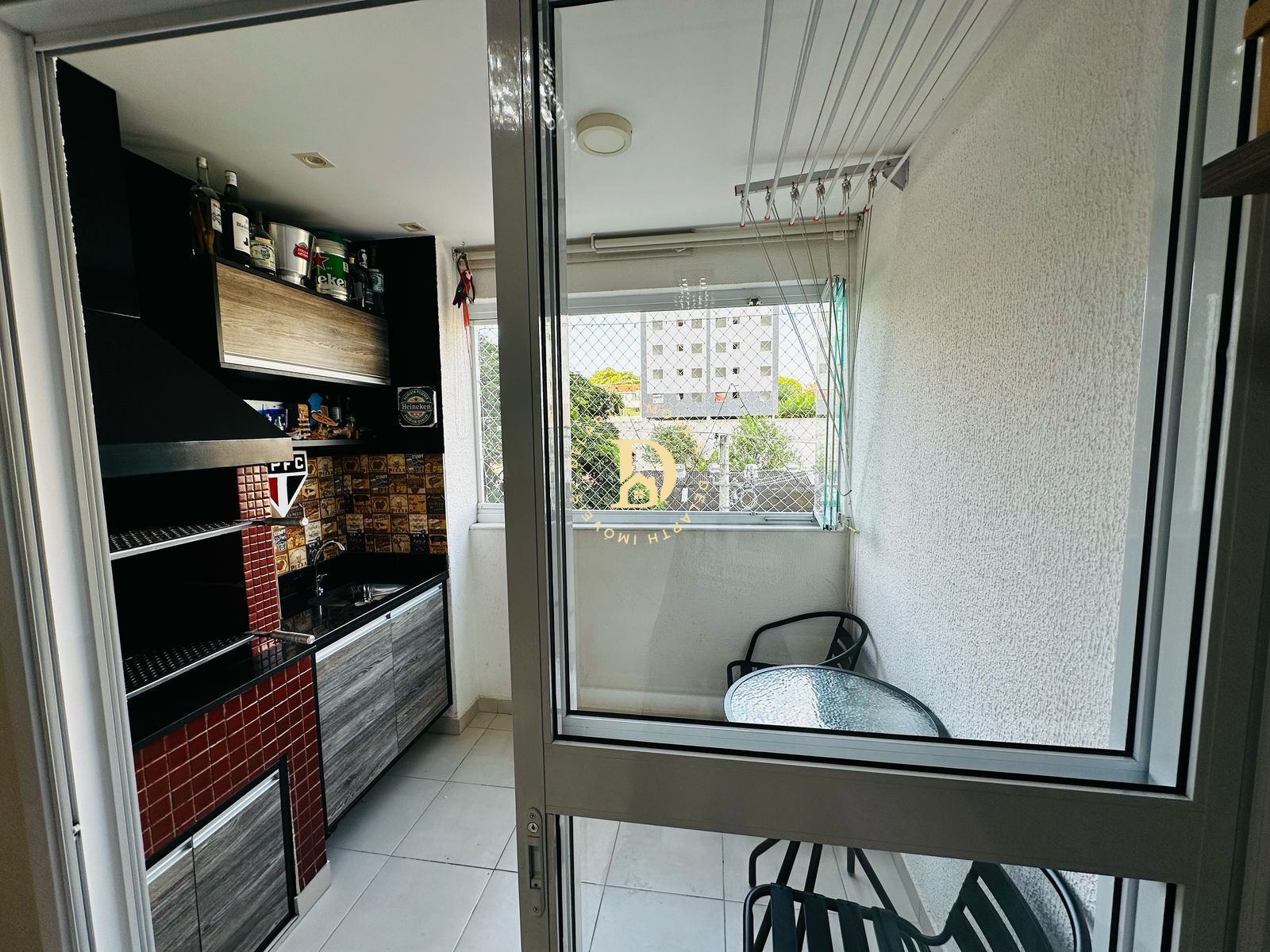 Apartamento à venda com 2 quartos, 62m² - Foto 3