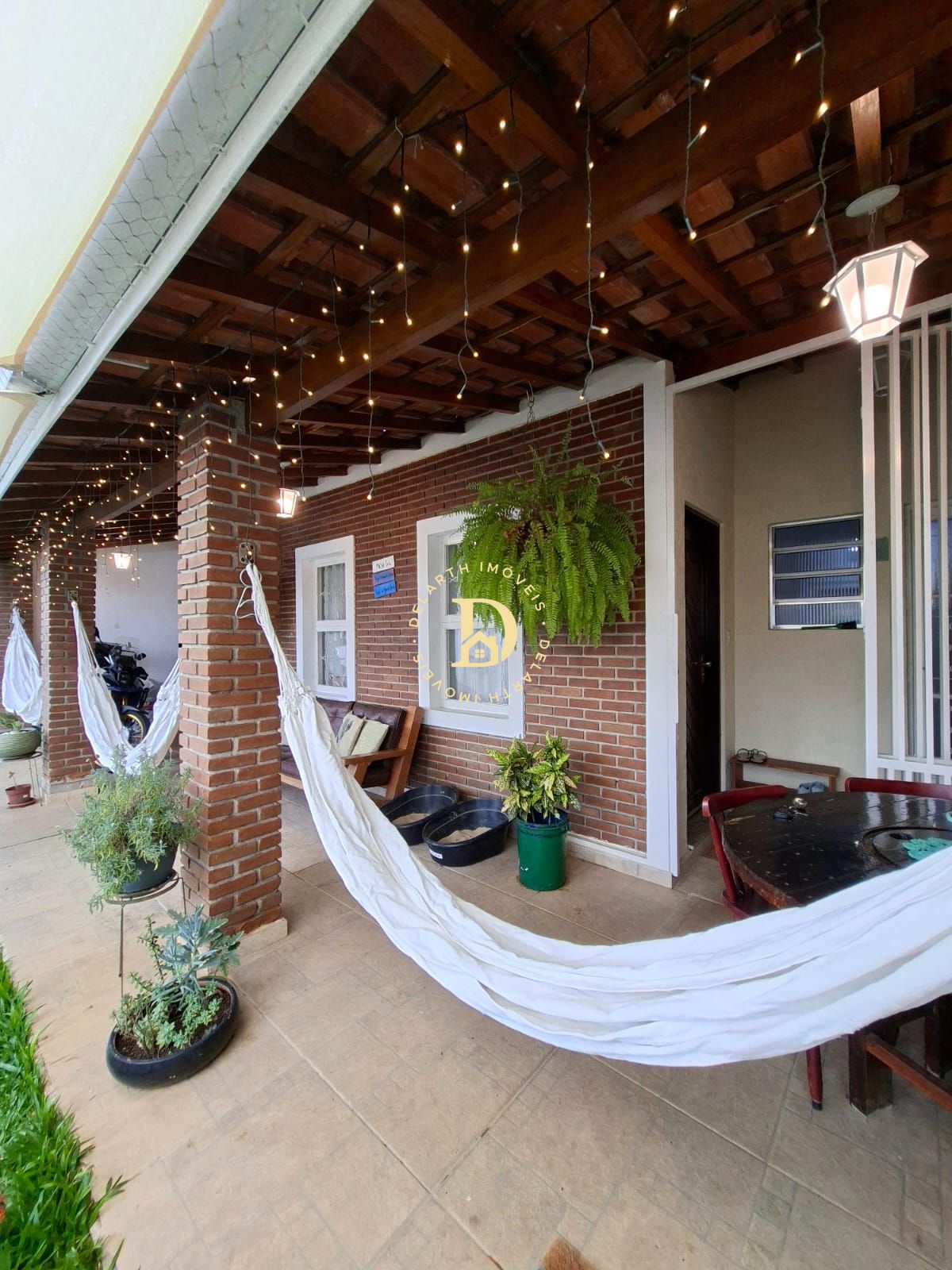 Casa, 4 quartos, 110 m² - Foto 1