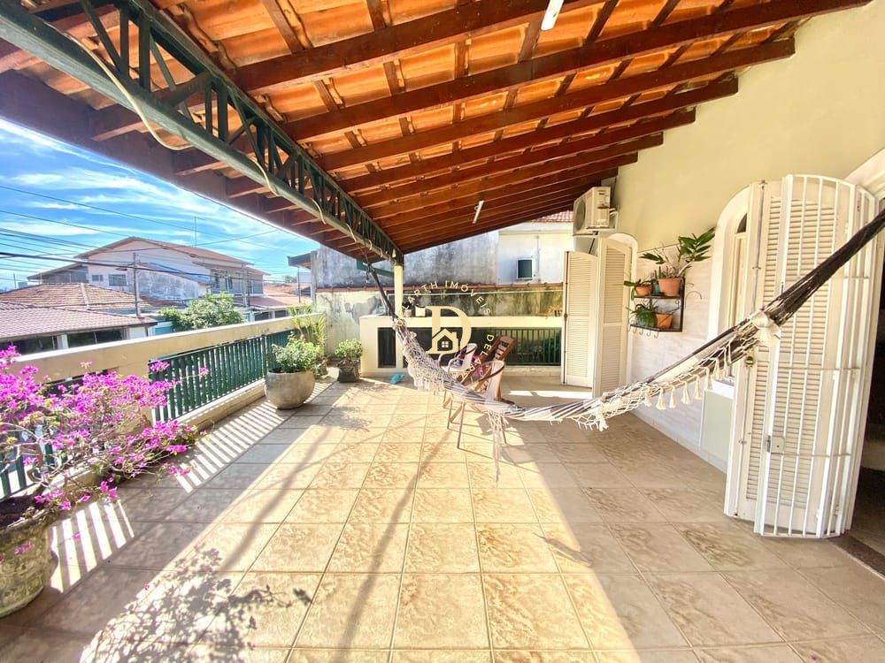 Casa, 4 quartos, 230 m² - Foto 3