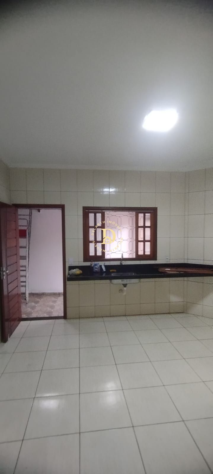 Casa à venda com 2 quartos, 70m² - Foto 12