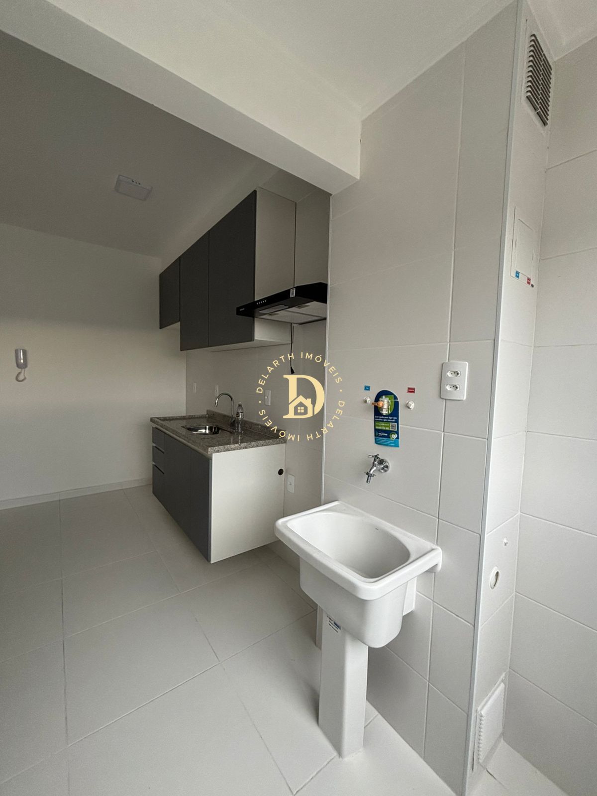 Apartamento para alugar com 2 quartos, 68m² - Foto 4