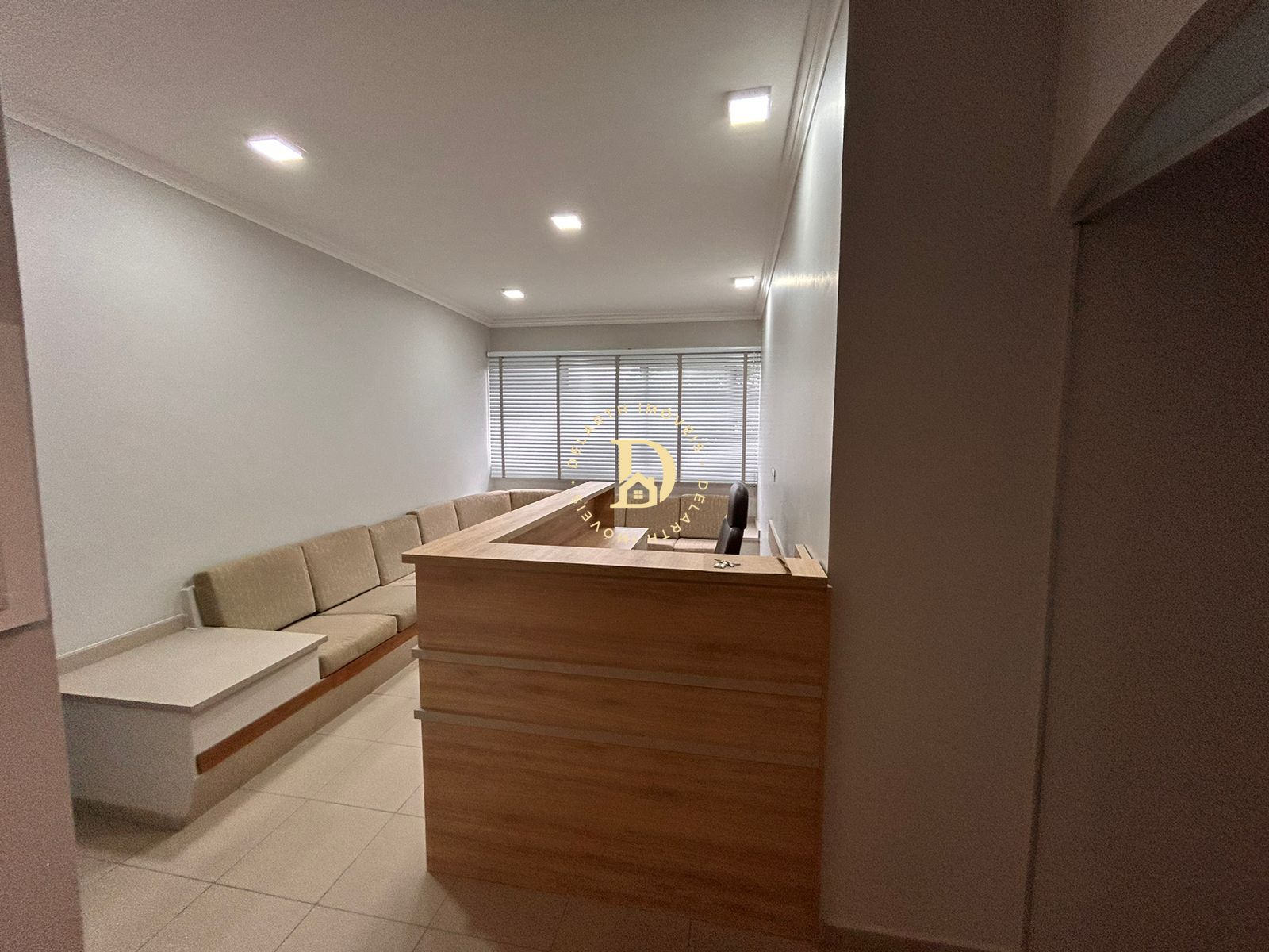 Conjunto Comercial-Sala para alugar com 3 quartos, 67m² - Foto 1