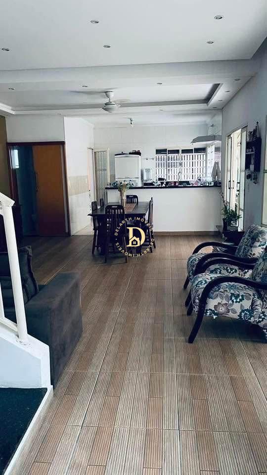 Sobrado, 3 quartos, 222 m² - Foto 2