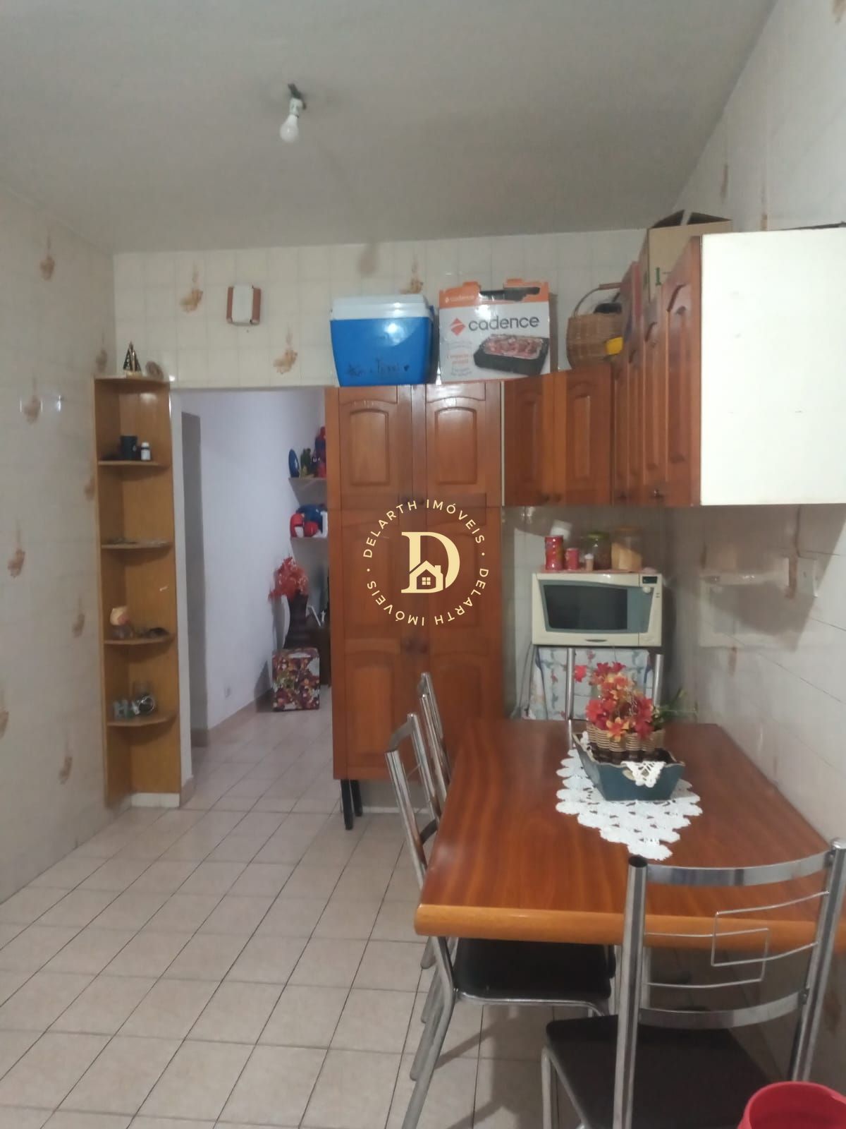 Casa à venda com 3 quartos, 150m² - Foto 2