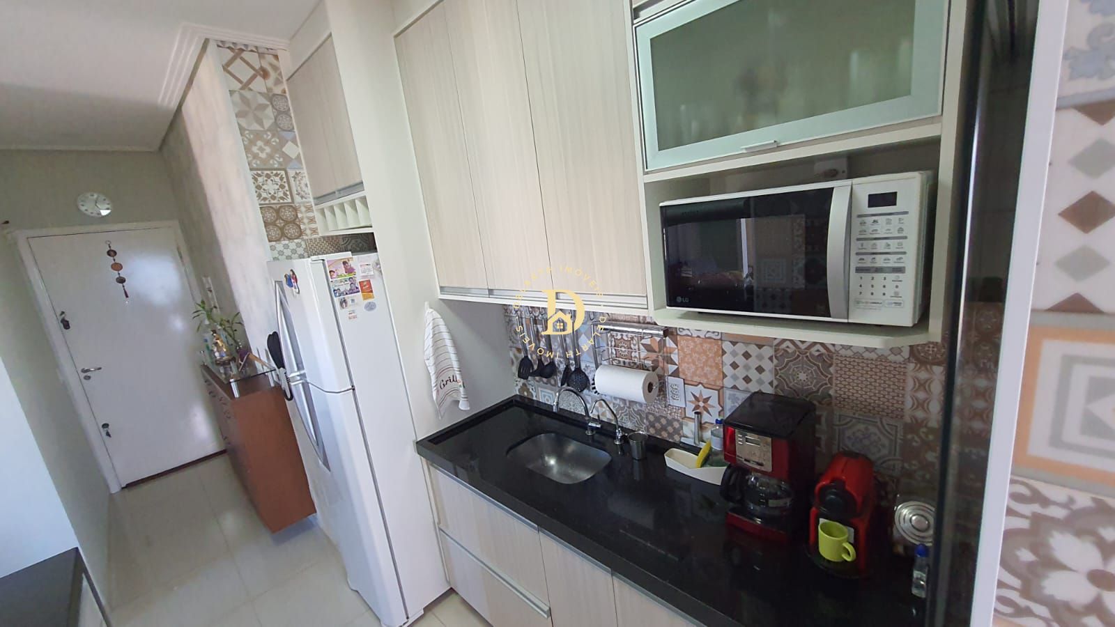 Apartamento à venda com 3 quartos, 95m² - Foto 8