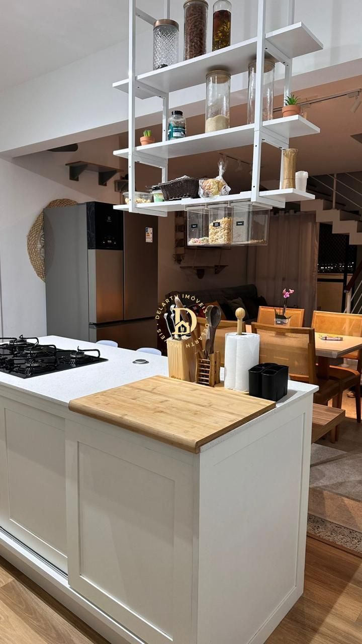 Cobertura para alugar com 5 quartos, 242m² - Foto 4