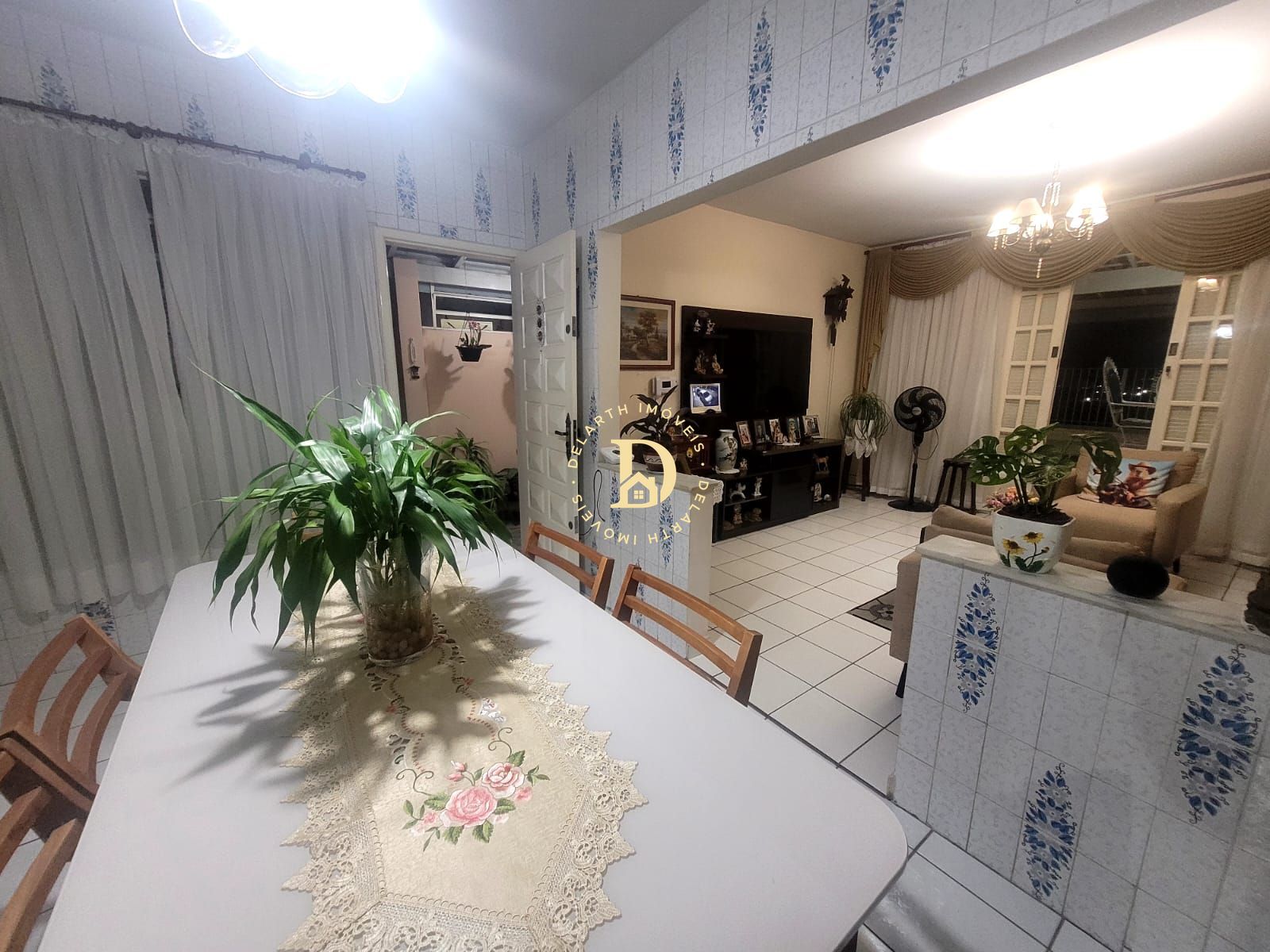 Casa - Vila Formosa - Jacareí /SP - 02 Dormitórios - 124m²