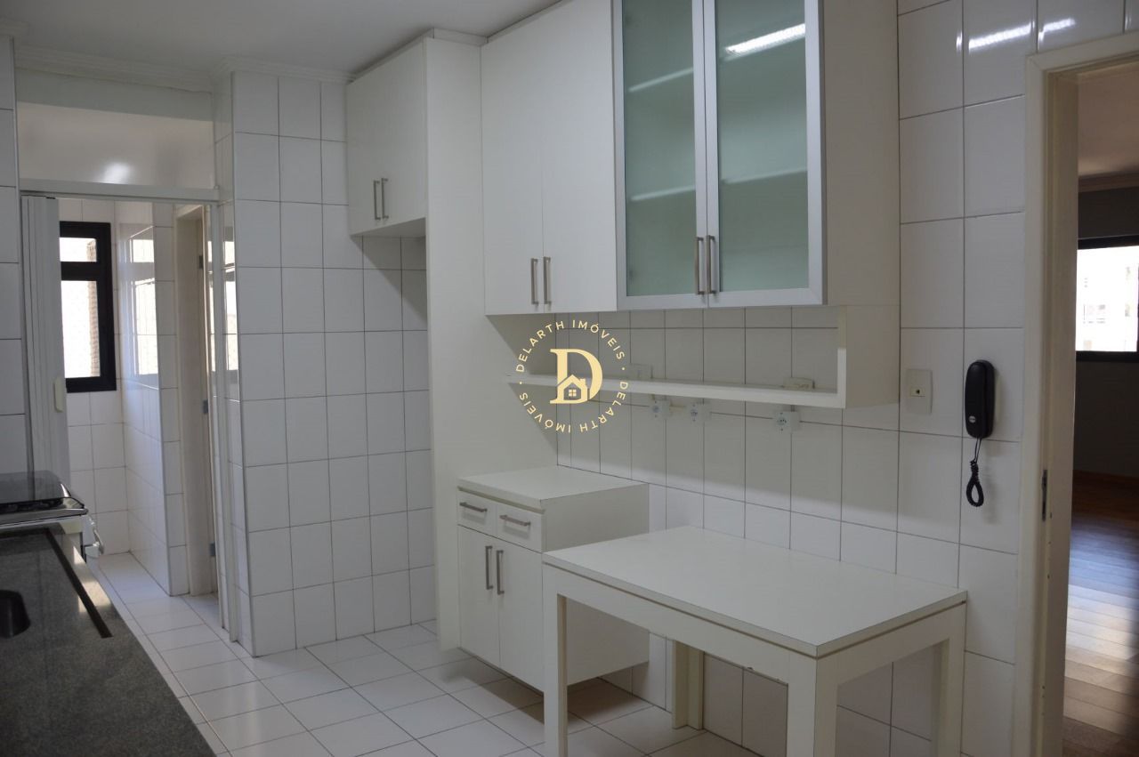 Apartamento para alugar com 3 quartos, 105m² - Foto 4