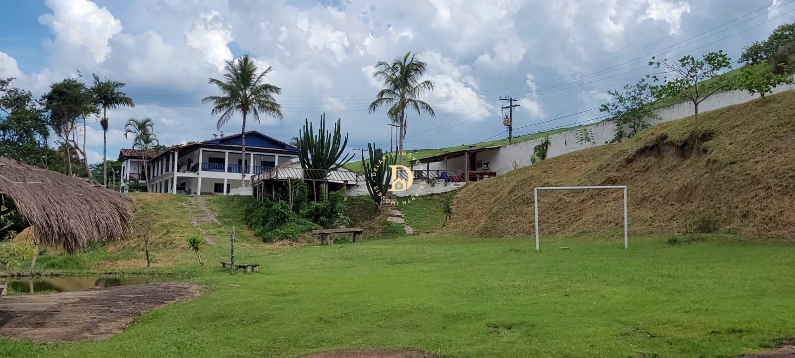 Fazenda para alugar com 4 quartos, 1000m² - Foto 1