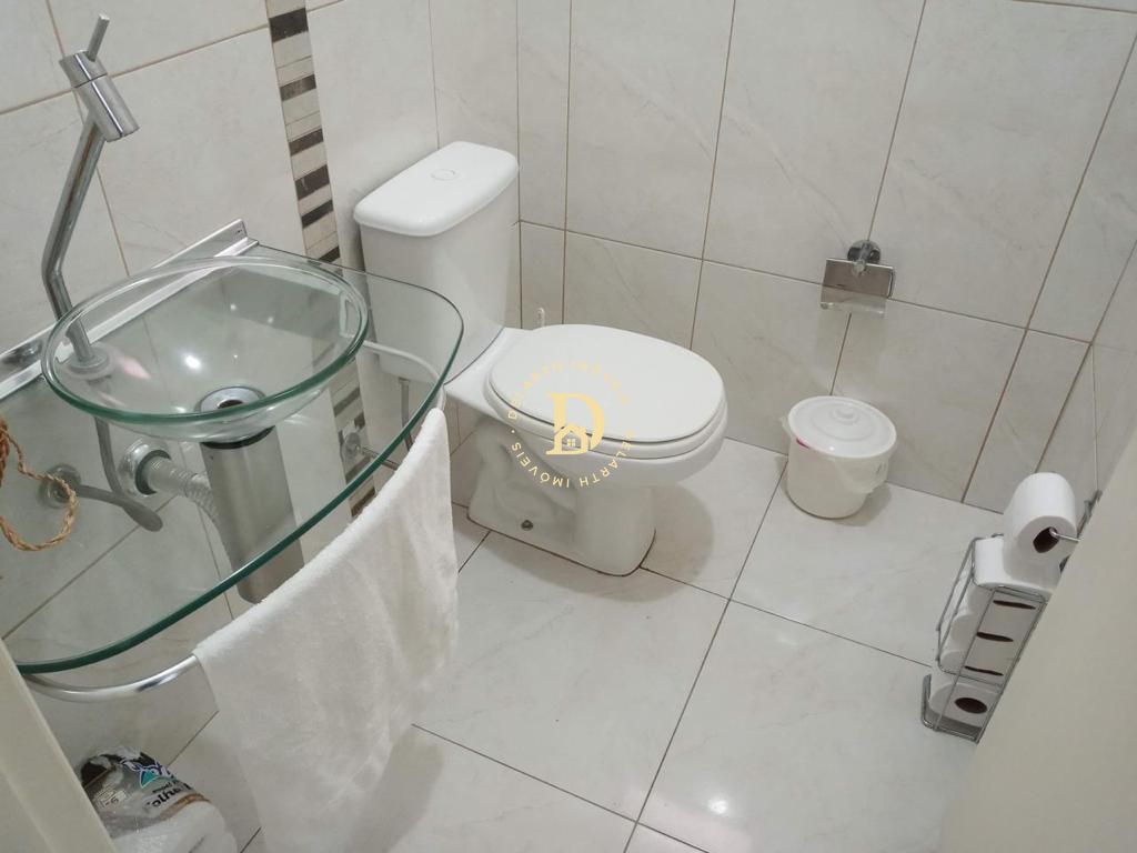 Sobrado à venda com 4 quartos, 180m² - Foto 5