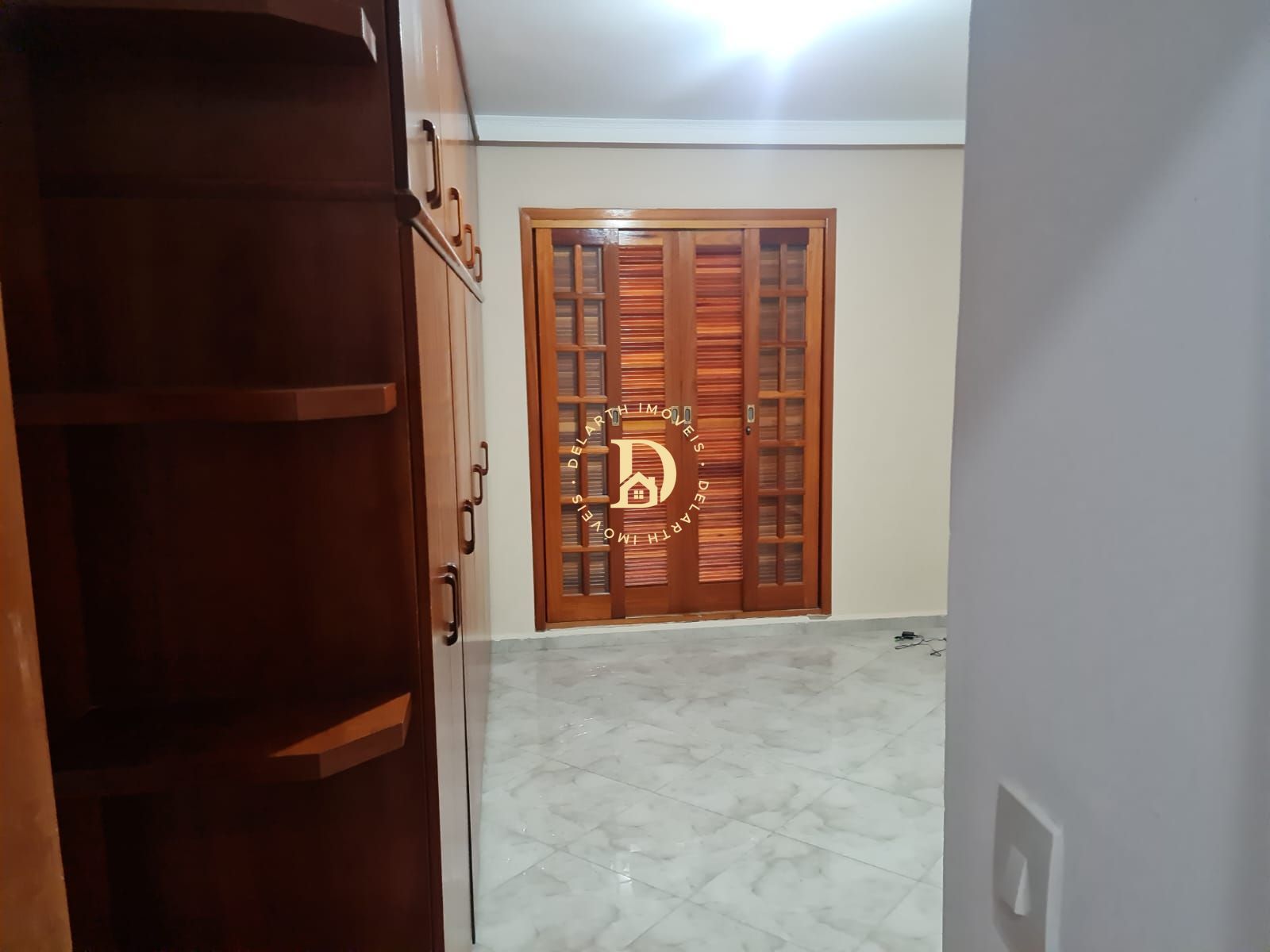 Casa à venda e aluguel com 3 quartos, 151m² - Foto 8