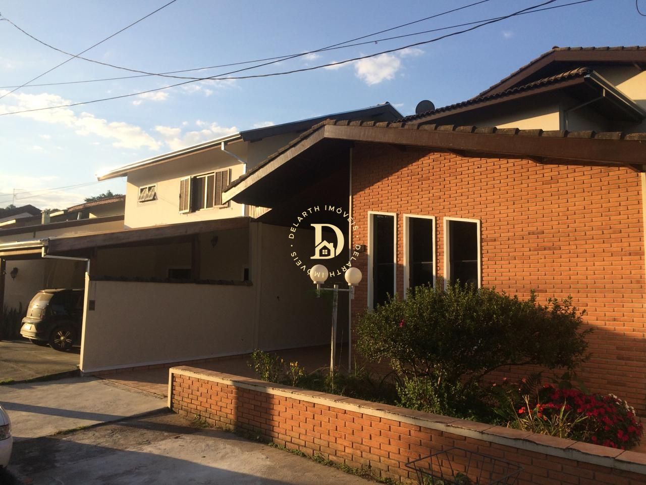 Casa de Condomínio à venda com 3 quartos, 230m² - Foto 1