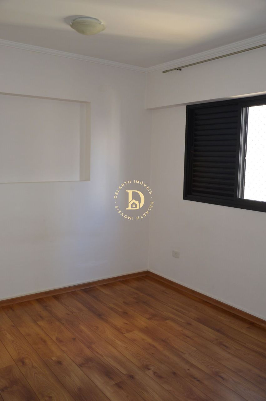 Apartamento para alugar com 3 quartos, 105m² - Foto 8