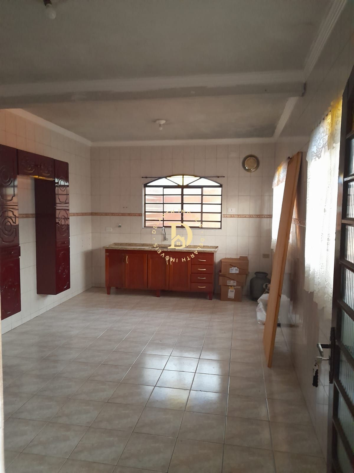 Casa à venda com 5 quartos, 240m² - Foto 9