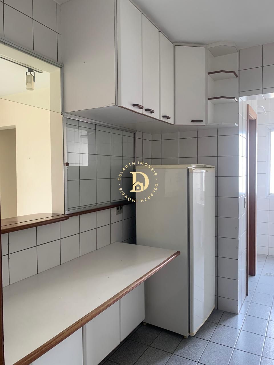 Apartamento à venda com 3 quartos, 93m² - Foto 4