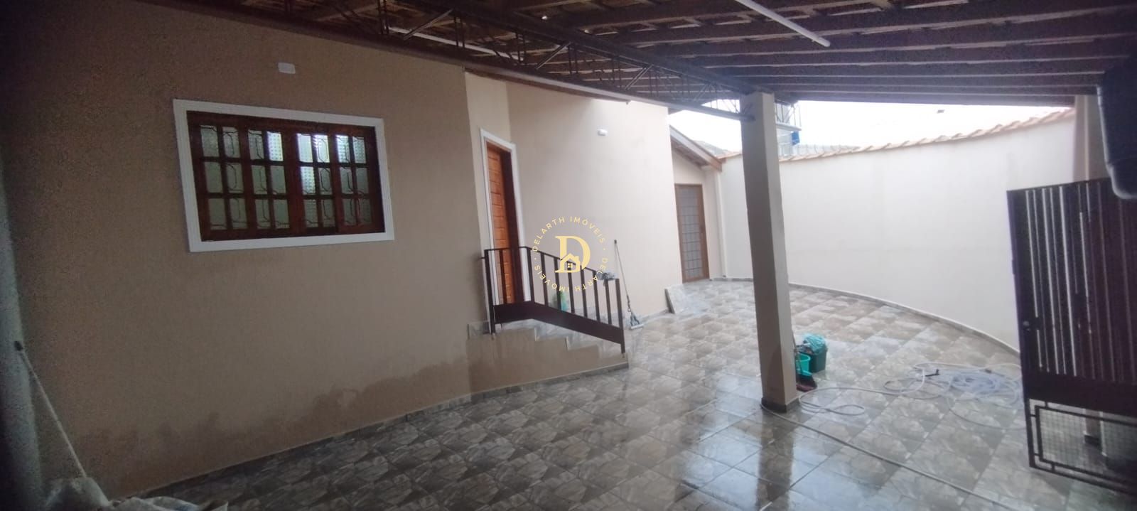 Casa à venda com 2 quartos, 70m² - Foto 5