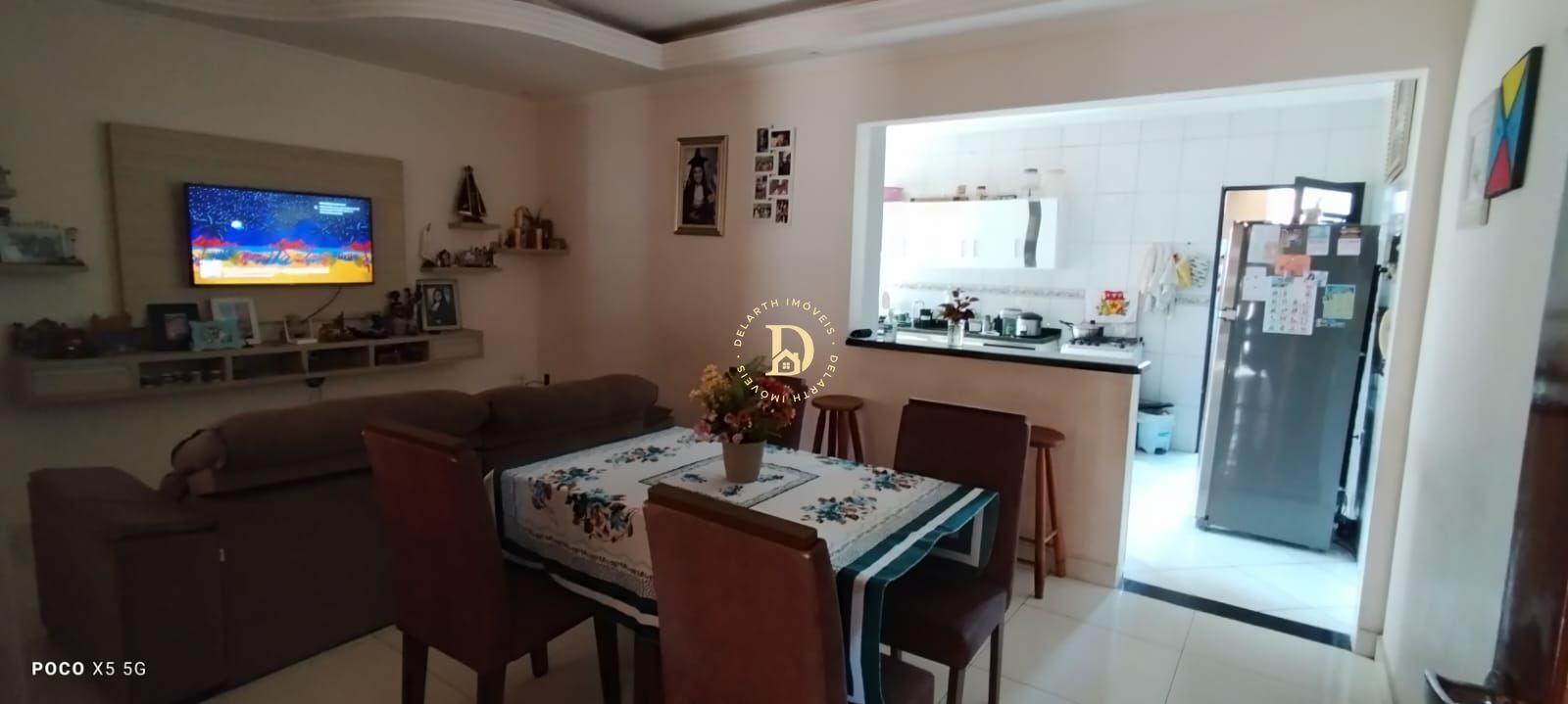 Casa à venda com 3 quartos, 88m² - Foto 4