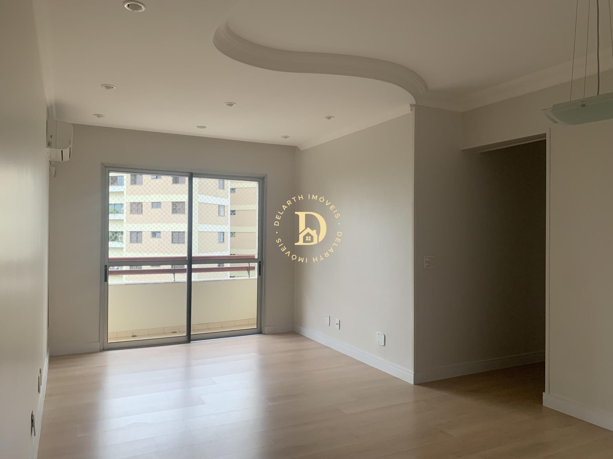 Apartamento à venda com 3 quartos, 93m² - Foto 1