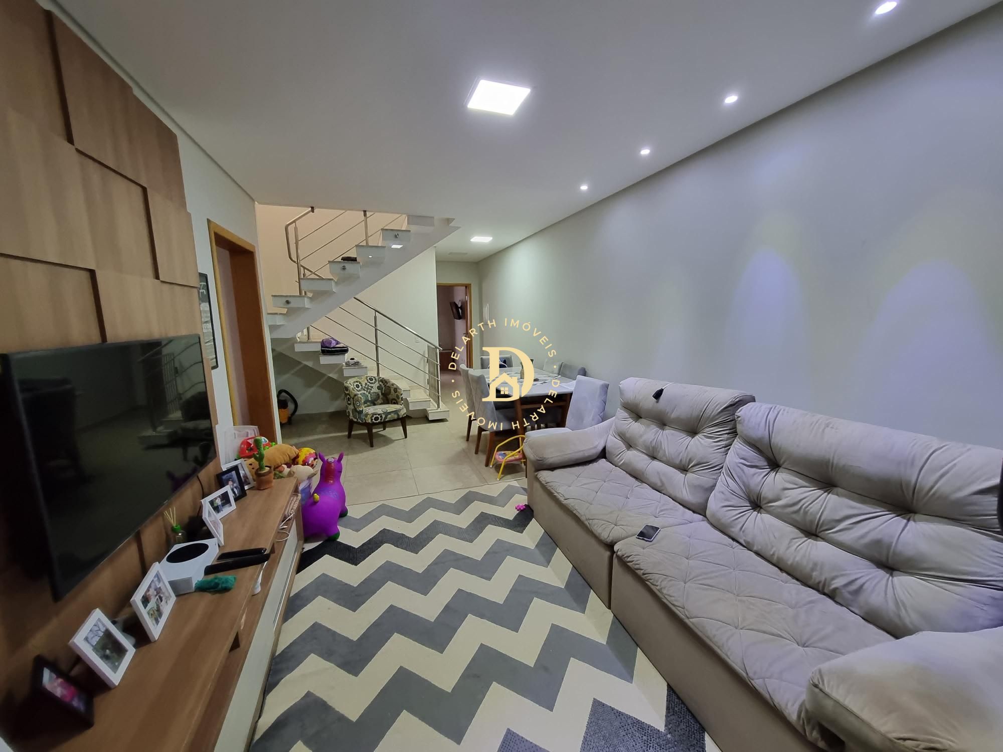 Sobrado, 3 quartos, 173 m² - Foto 1