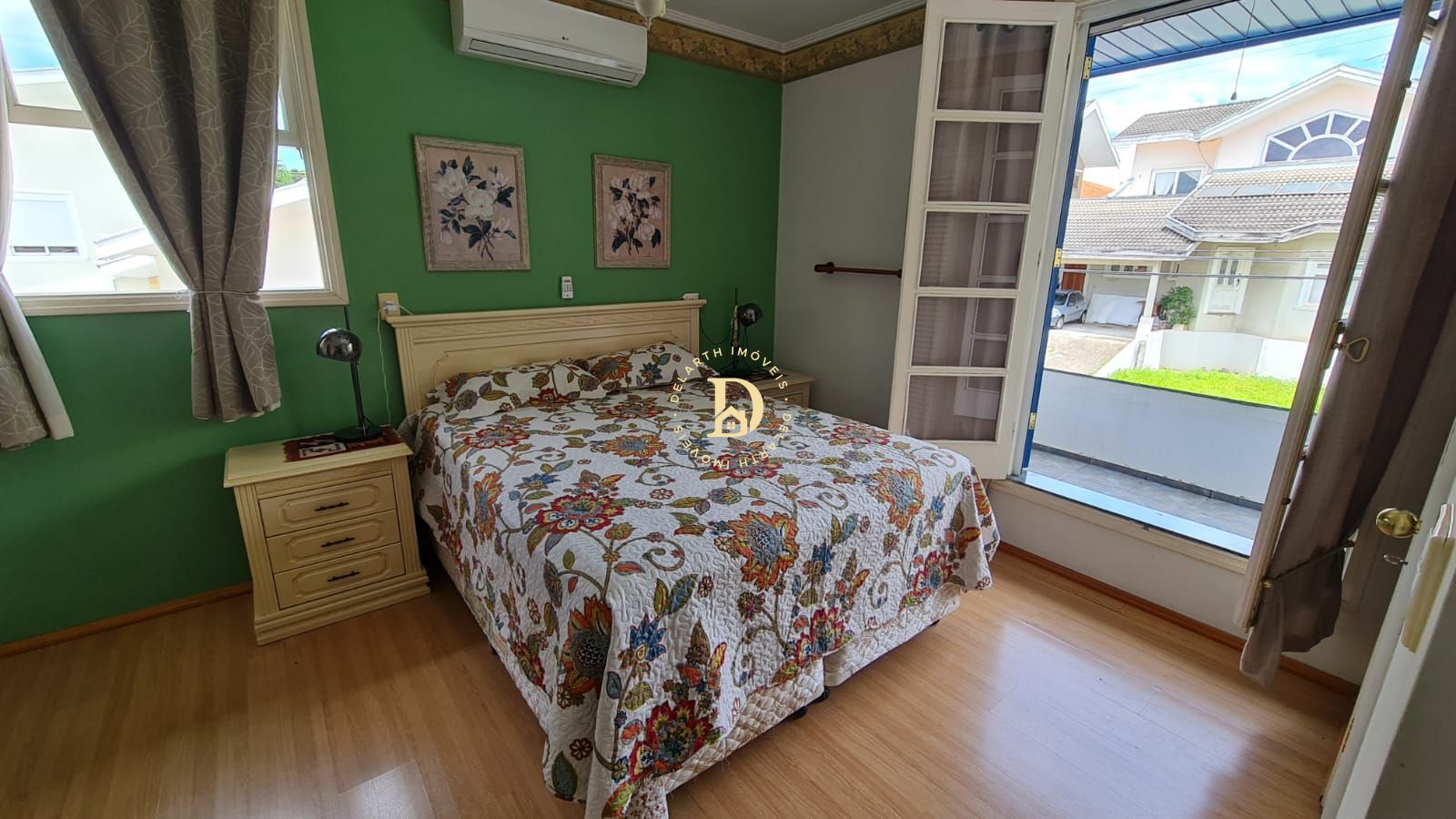 Casa de Condomínio à venda com 4 quartos, 320m² - Foto 3