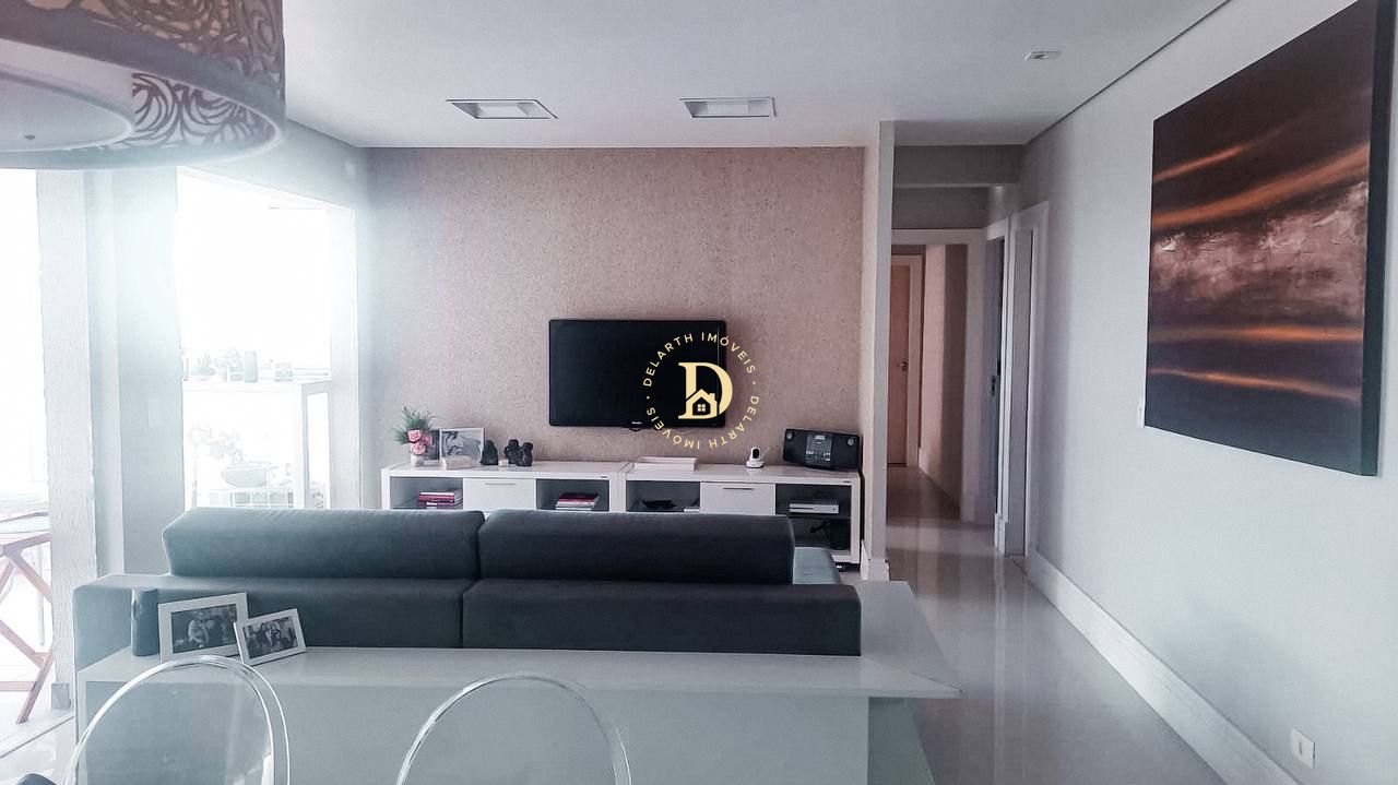 Apartamento à venda com 3 quartos, 122m² - Foto 1