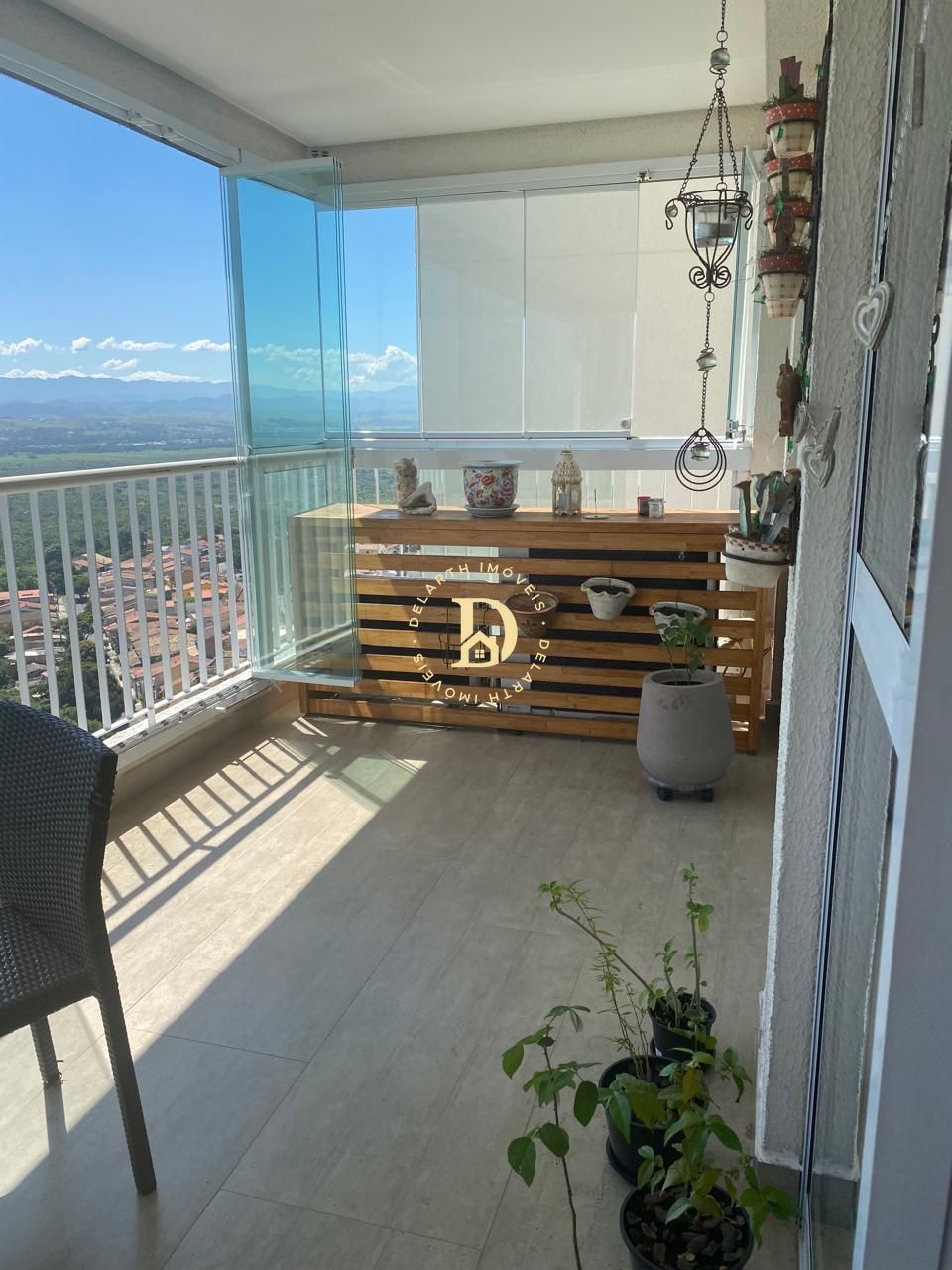Apartamento à venda com 3 quartos, 142m² - Foto 1