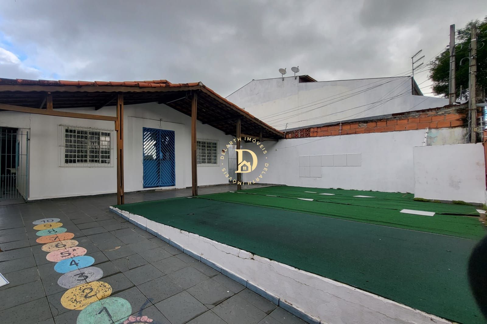 Loja-Salão à venda e aluguel com 7 quartos, 300m² - Foto 2